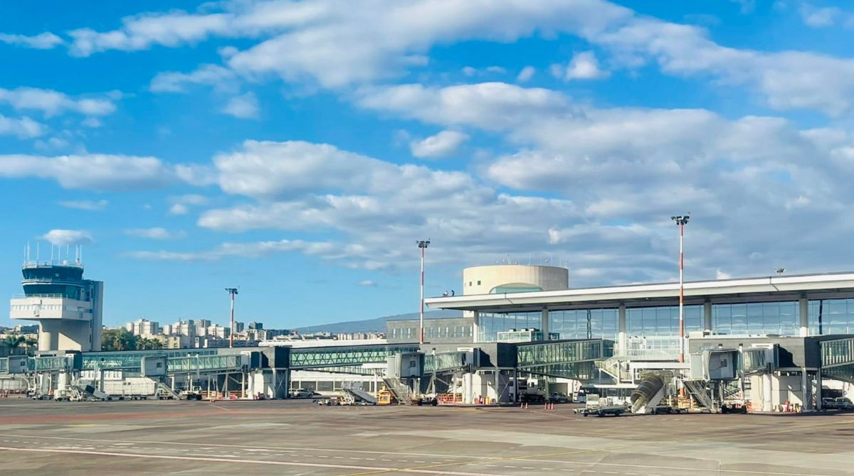 Disagi per l’incendio di Catania: ecco come salvare il viaggio