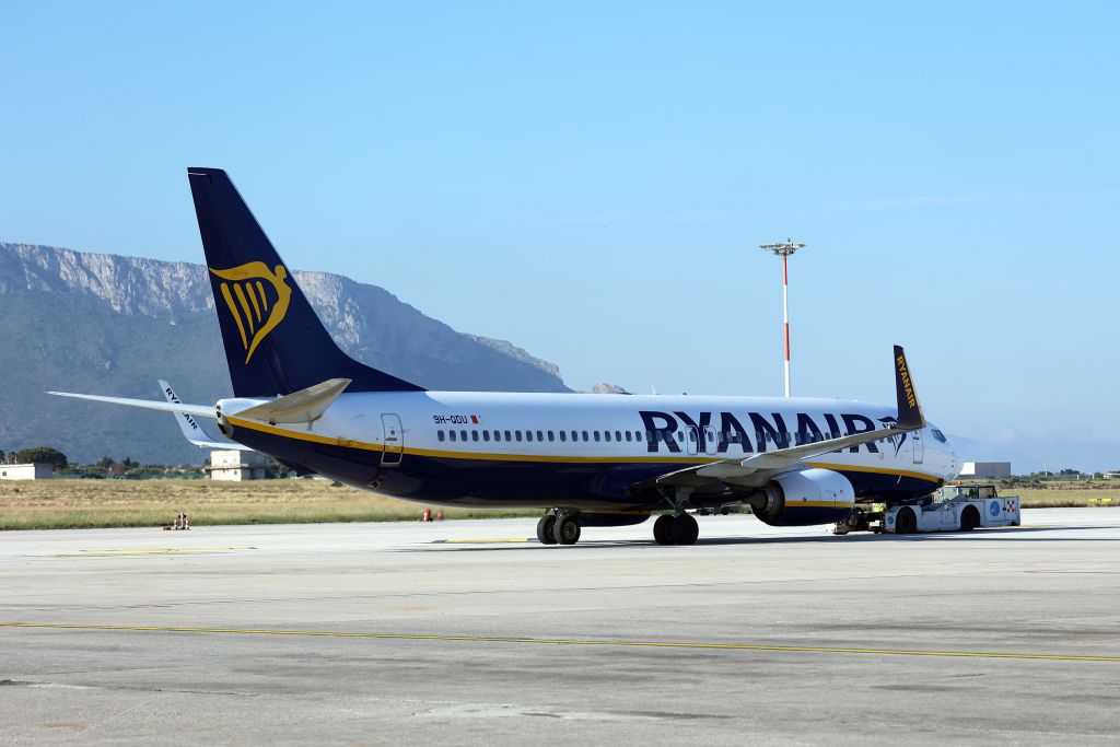 Per Ryanair decreto sul caro voli è “illegale”. Schifani: “Siciliani vessati”