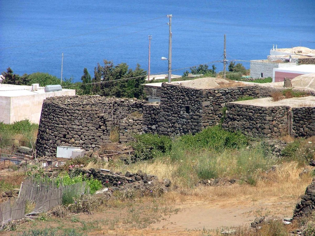 A Pantelleria pochi vigili del fuoco, il sindaco scrive a Piantedosi