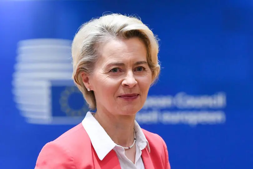 Von der Leyen in visita a Lampedusa: con lei Giorgia Meloni e Renato Schifani