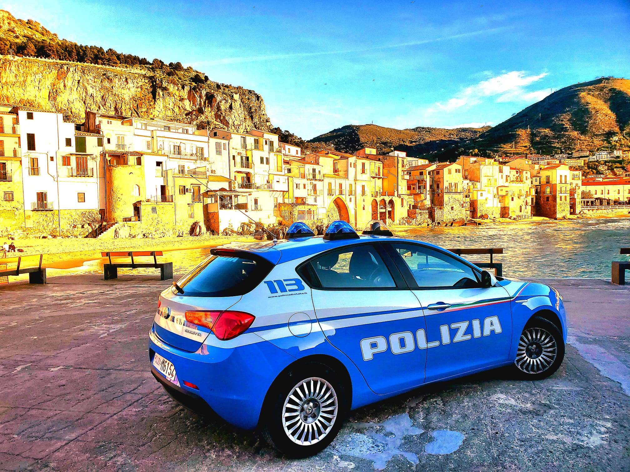 Arrestato ladro seriale sul litorale di Cefalù, presi di mira i turisti