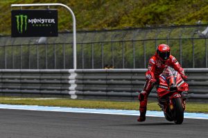 MANDALIKA (INDONESIA) (ITALPRESS) – Pecco Bagnaia (Ducati) ha vinto il GP di Indonesia, tornando...