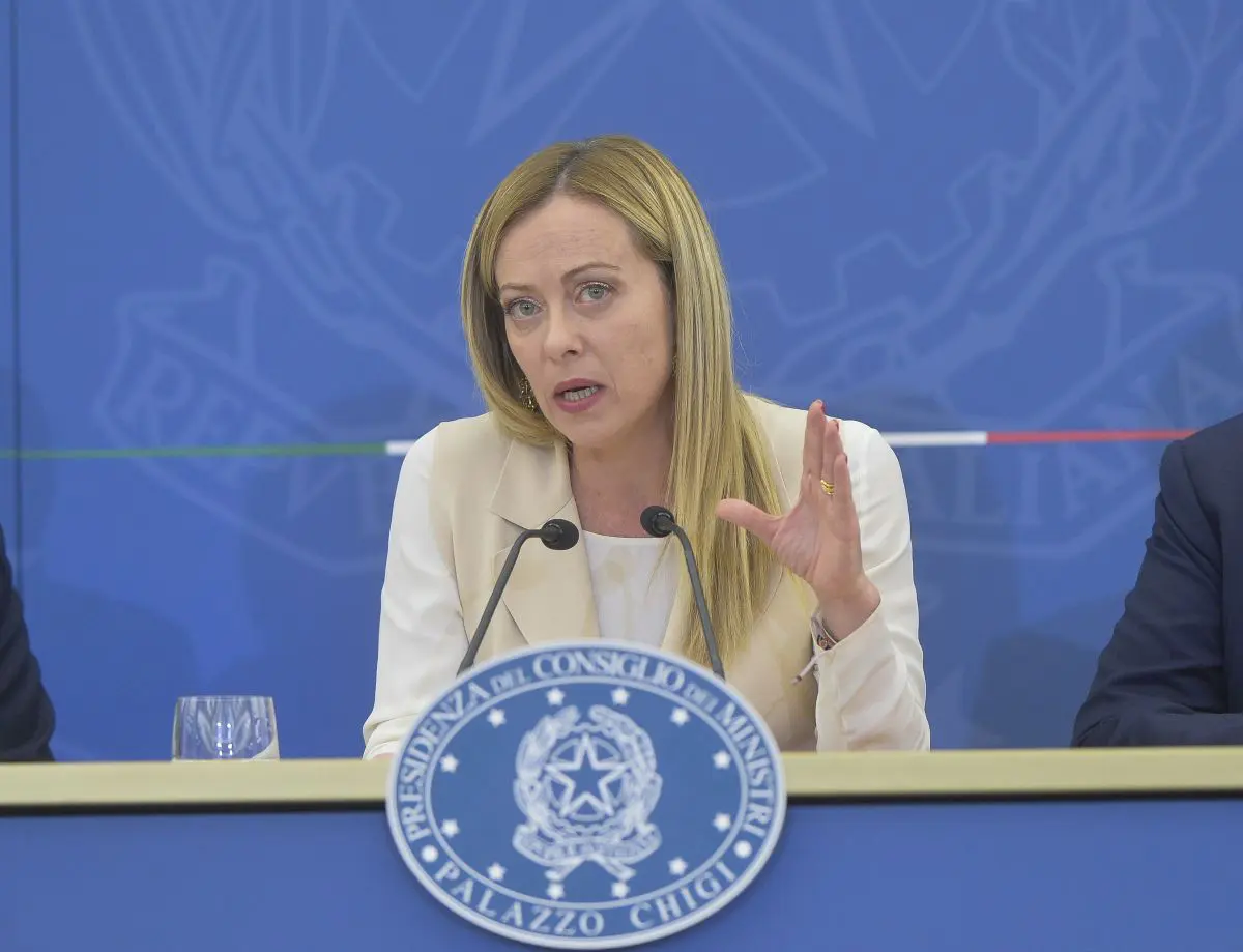 Meloni “Bilancio del primo anno? Rivendico gli aiuti a famiglie e imprese”