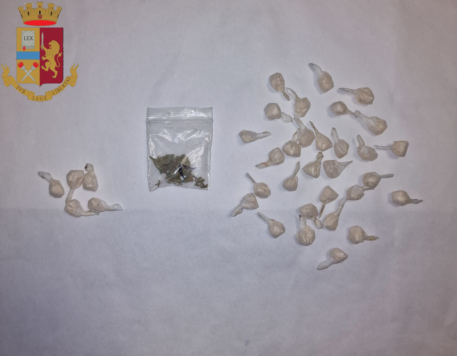 Arrestati due uomini per spaccio di eroina a Catania