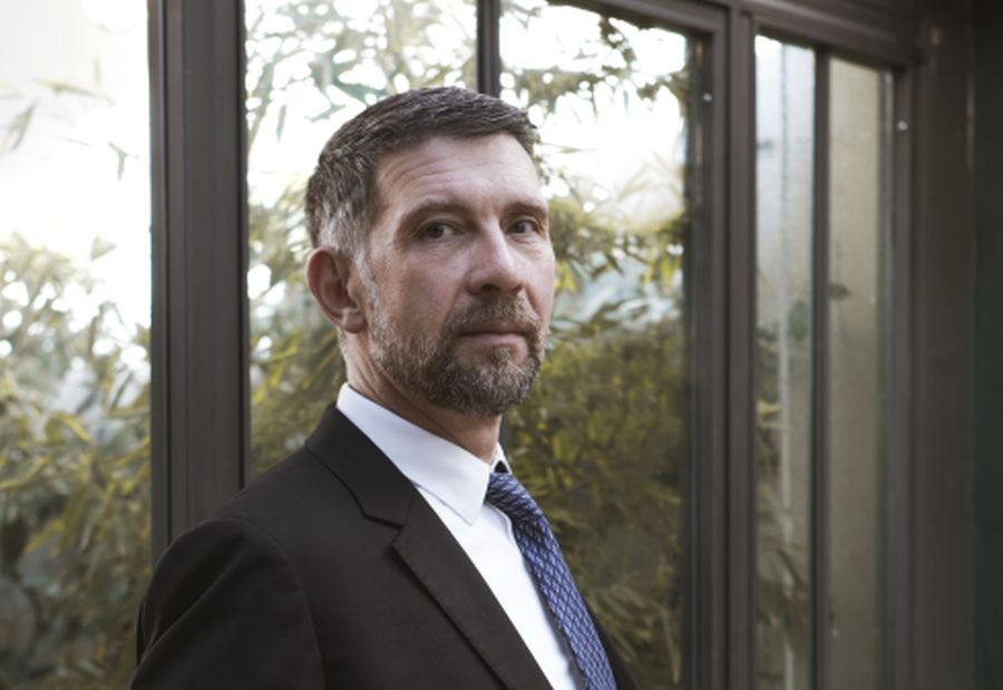 Gli italiani usano l’auto sia per spostamenti quotidiani che per vacanze