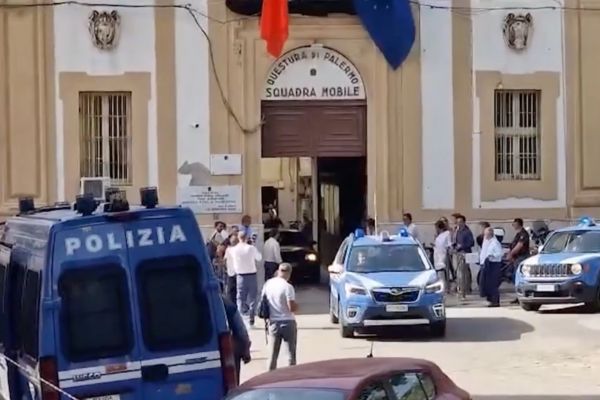 Operazione antimafia a Brancaccio, 8 arresti dopo l’omicidio allo Sperone
