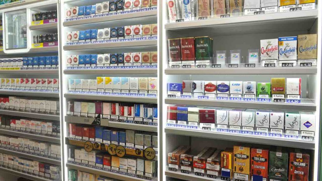 Sanzionate sei rivendite di tabacchi in Sicilia per vendita ai minori
