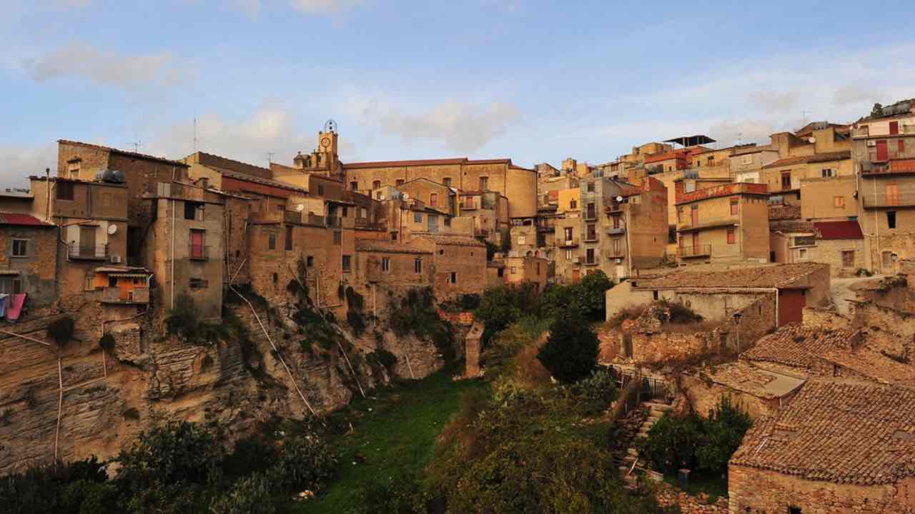Il borgo delle campane - Sicilianews24.it