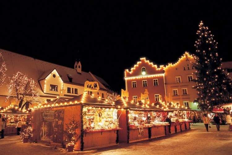 Questo Borgo è perfetto per iniziare l’anno nuovo: sembra di vivere in una favola