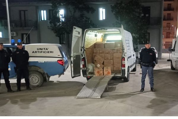 Droga e botti illegali, operazione nel quartiere Brancaccio a Palermo