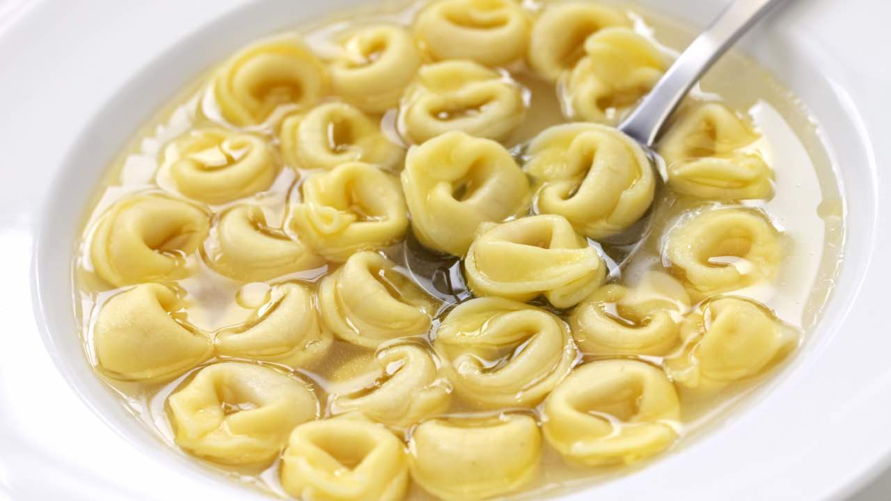 Tortellini from Lidl, a crazy surprise when you find out who makes them. You pay less than