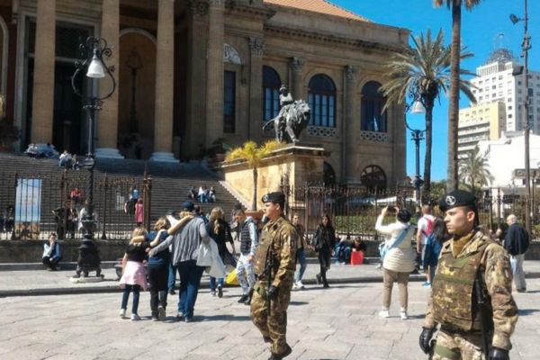 Strade sicure, potenziato il contingente di militari a Palermo