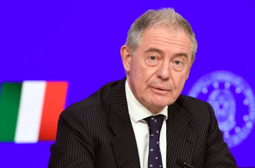 Auto, Urso “Monitoreremo che risorse vadano in produzioni Italia”