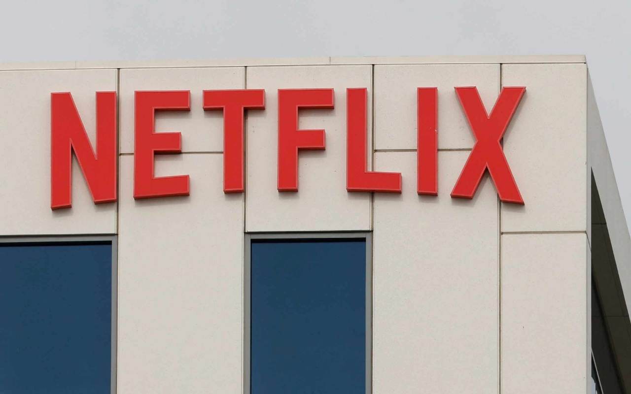 Ma quale Netflix a pagamento? L’abbonamento diventa gratuito per tutti | L’iniziativa della città di Palermo