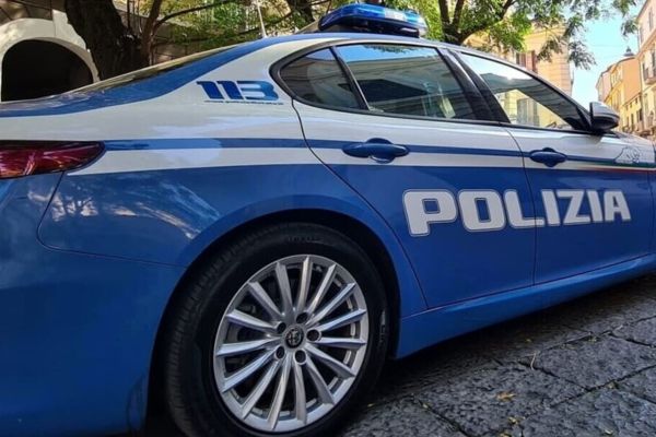 Sottrae 800 euro a un uomo con cui si era appartata: 37enne arrestata