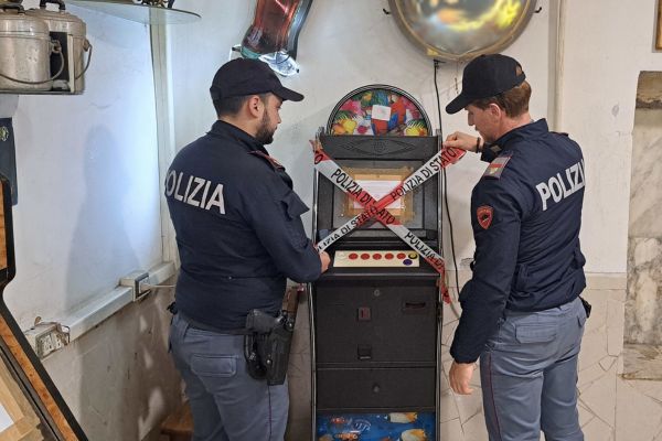 Sala giochi abusiva a Catania: sanzioni per 67mila euro