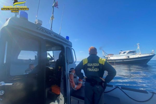 Interventi contro la pesca illegale lungo le coste marsalesi