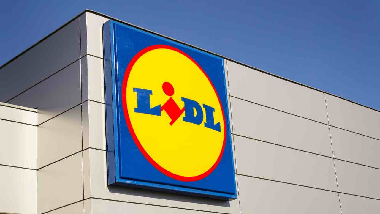 Lidl, sembrava un errore di prezzo ma è tutto vero: l’elettrodomestico più usato a meno di 20€ | Negozi presi d’assalto