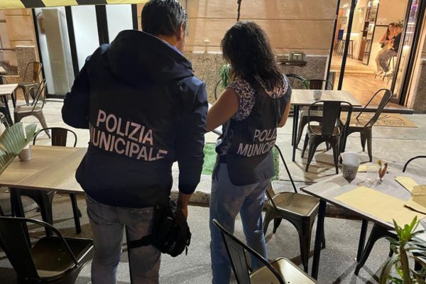 Sequestrati quasi 15 mila bevande alcoliche durante i controlli movida