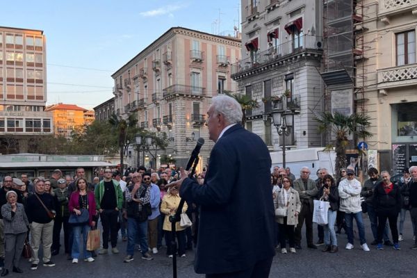 Michele Santoro in Sicilia per Ragusa e Palermo