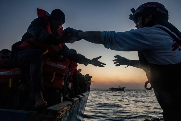 Cade maxi-inchiesta contro il soccorso in mare. MSF: “Spazzati via sette anni di falsità”