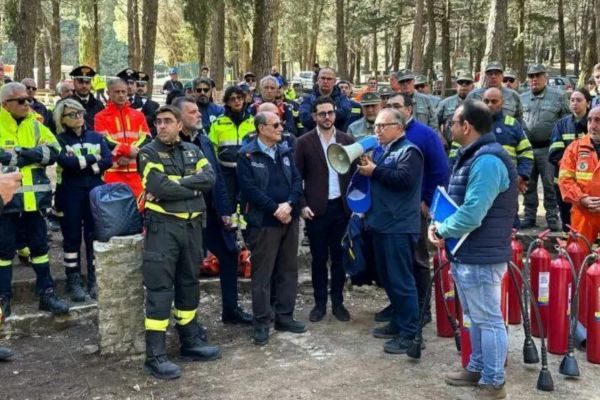 Incendi, Schifani “Addestramento e prevenzione fondamentali”