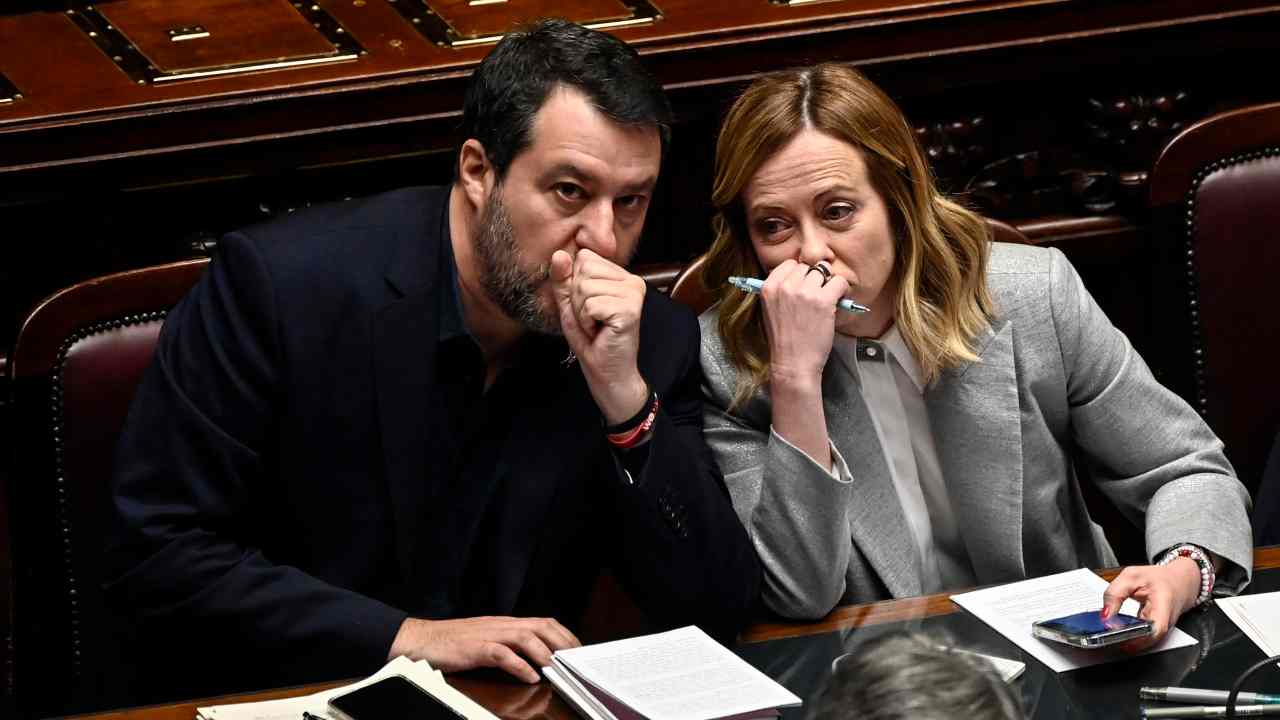 Meloni e Salvini dicono SI: 500 euro per tutti coloro che fanno questi lavori | Ma c’è il trappolone