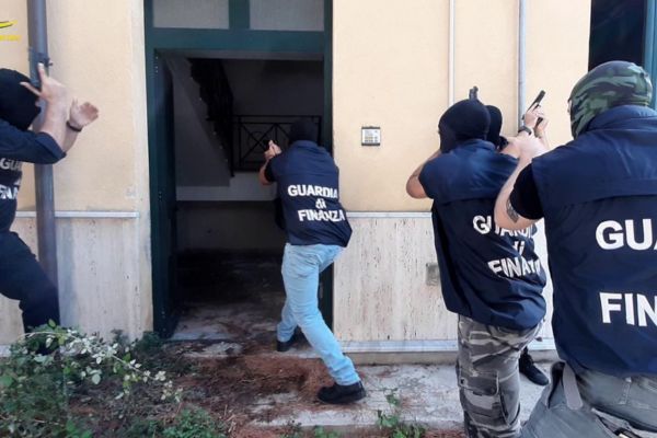 Famiglia mafiosa di Sciacca, sette arresti: possibili infiltrazioni negli appalti pubblici