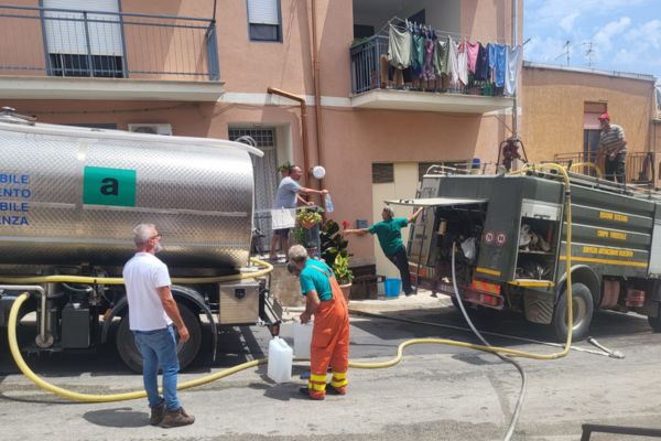 Crisi idrica, protezione civile per distribuire acqua in due frazioni di Agrigento