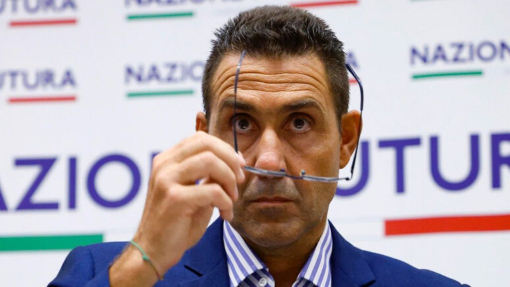 Avvocato catanese denuncia generale Vannacci: ‘Ripropone progetti del ventennio fascista’