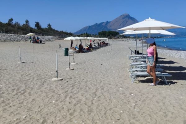 Sequestrato un lido abusivo a Campofelice di Roccella, occupava 900 mq