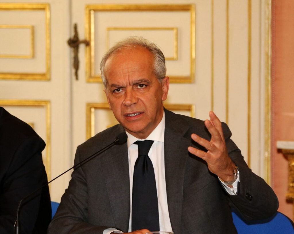 Piantedosi “Il tema della cittadinanza è delicato, no a formule sbrigative”