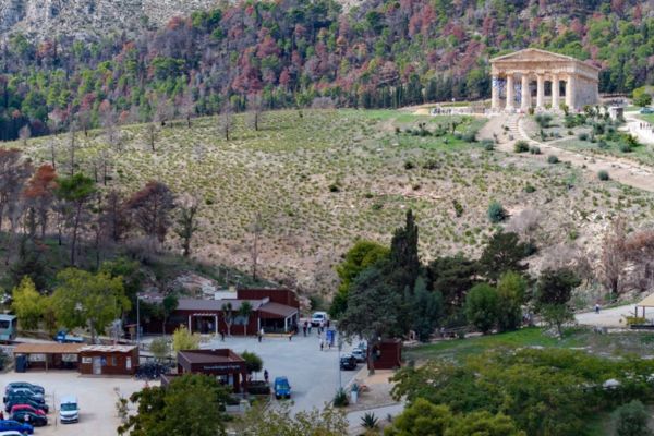 Parco archeologico di Segesta, inaugurato il nuovo front office dopo incendio