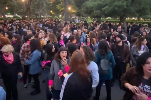 Non una di meno, corteo a Palermo con le vittime di violenza
