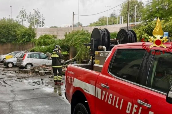 Maltempo nel catanese: gravi danni e disagi, Vigili del Fuoco in azione tutta la notte