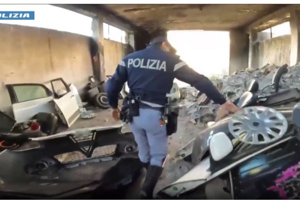 Maxi sequestro di pezzi di ricambio rubati a Palermo per 250 mila €