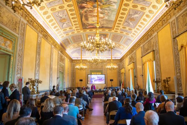 La donna al centro del Mediterraneo: a Palermo la firma storica di un protocollo tra Italia, Spagna, Portogallo, Grecia, Francia, Malta, Marocco e Tunisia