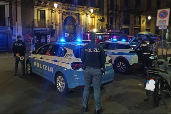 Controlli interforze nel fine settimana a Catania contro alcol,droghe e abusivismo