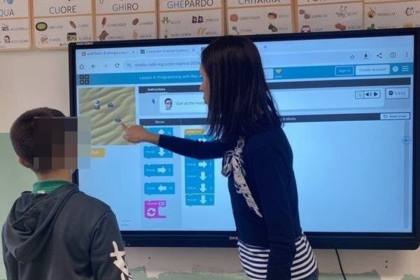 L’I.C. “A. Manzoni” di Alessandria della Rocca conquista ancora la Certificazione di Eccellenza alla sfida educativa europea CodeWeek4All