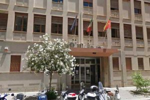 Trapani, colonscopia nel 2027 dopo sangue occulto positivo, la riposta dell’Asp