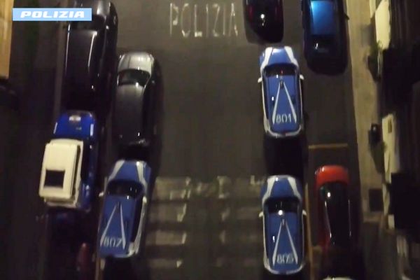 Truffa ai danni di un’anziana, finti poliziotti: “Paga o arrestiamo tuo figlio”