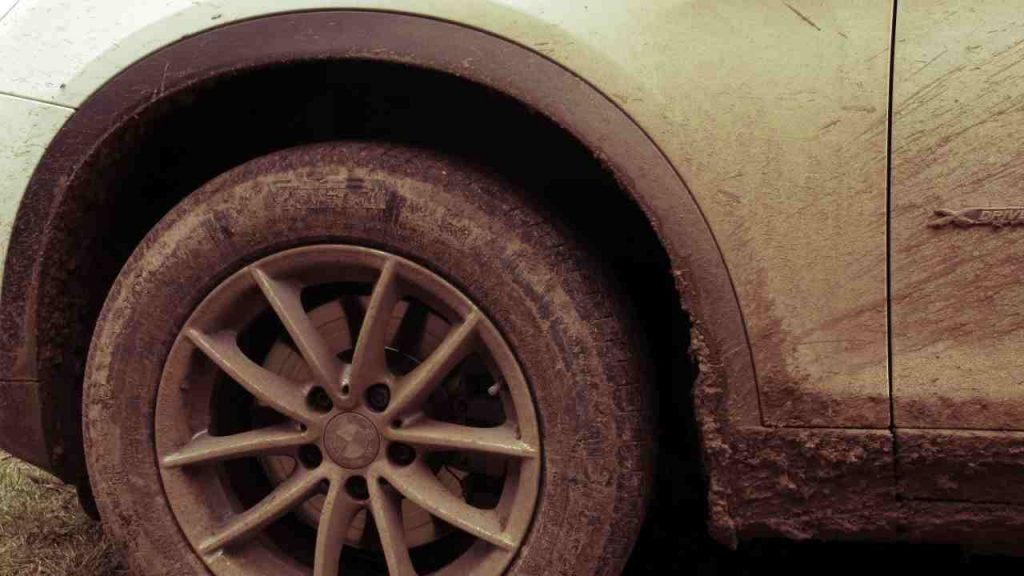 Caldo record in Sicilia: quando temperature, autostrade e pressione delle gomme diventano un problema costoso