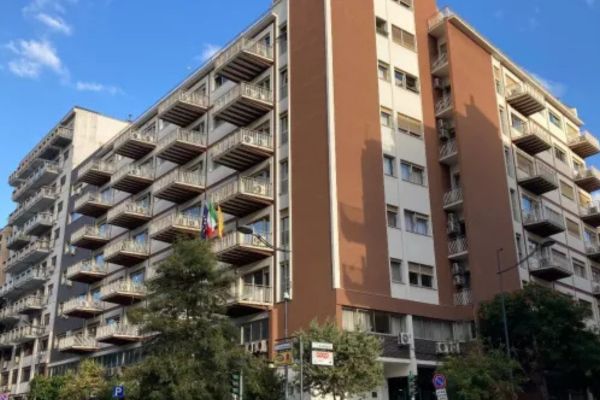 Fondi bloccati e decreti attuativi fermi, la Sicilia sotto scacco della burocrazia: Schifani pressa, Dagnino replica