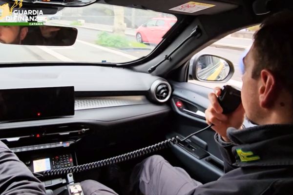 Lotta al caporalato, sequestrata una società da 3mln di euro: due arresti