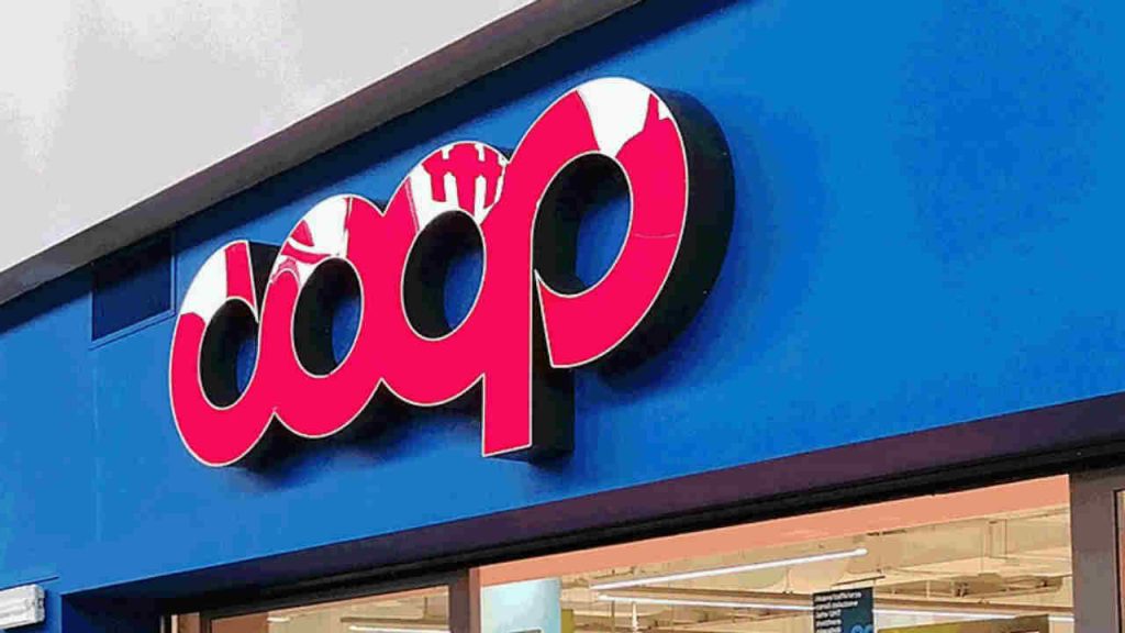 Coop, Iper e Gigante disperate: scoperto prodotto contaminato sugli scaffali | Non comprarlo per nessun motivo