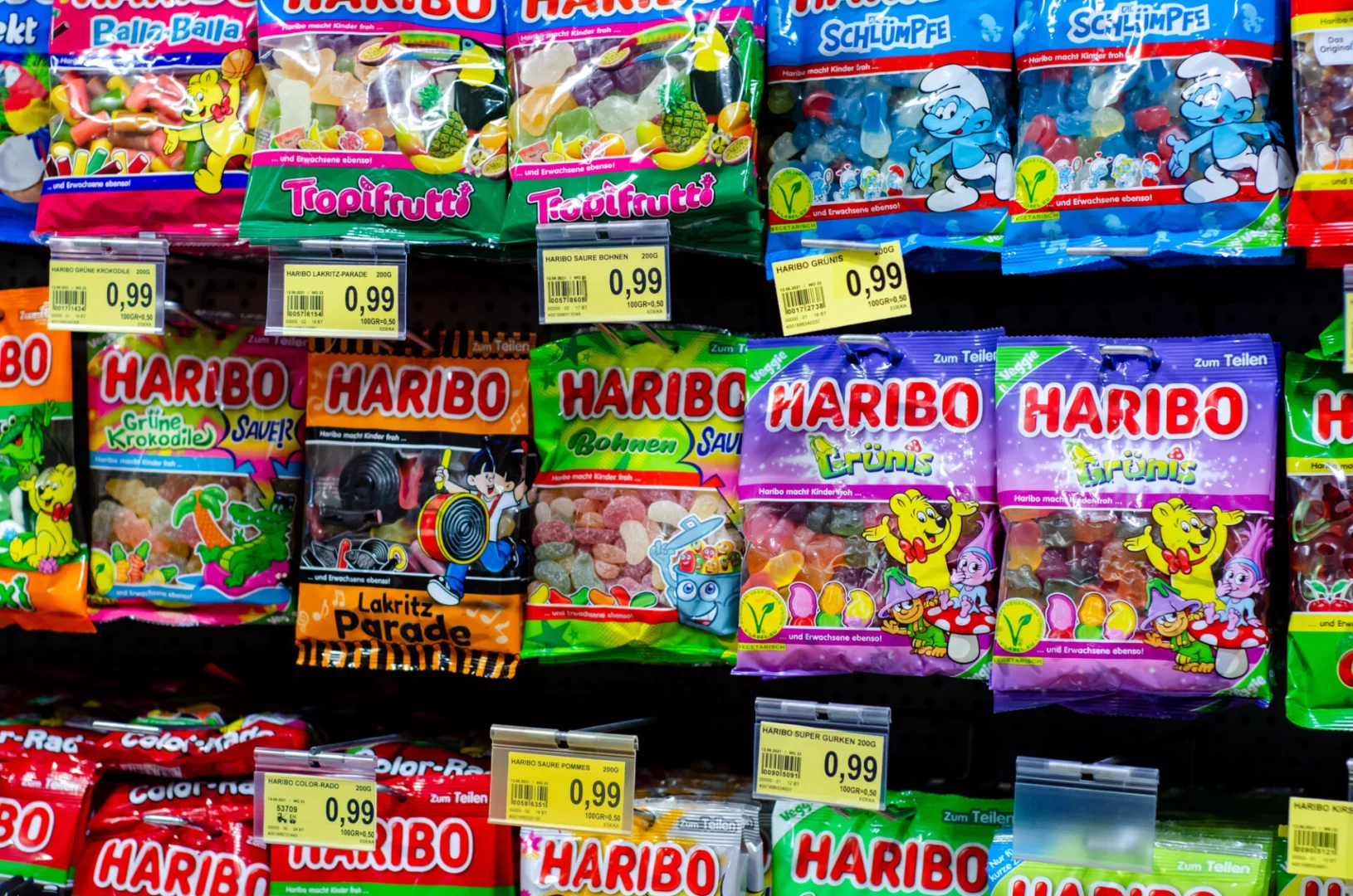 Allerta in Belgio e Paesi Bassi: caramelle Haribo con cannabis causano malori e coma infantile.
