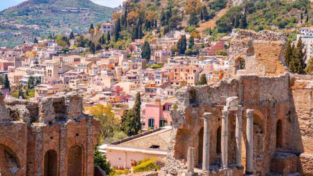 Ultim’ora, “Agrigento nuova capitale”: Roma spostati e falle spazio | Passato il ‘decreto’