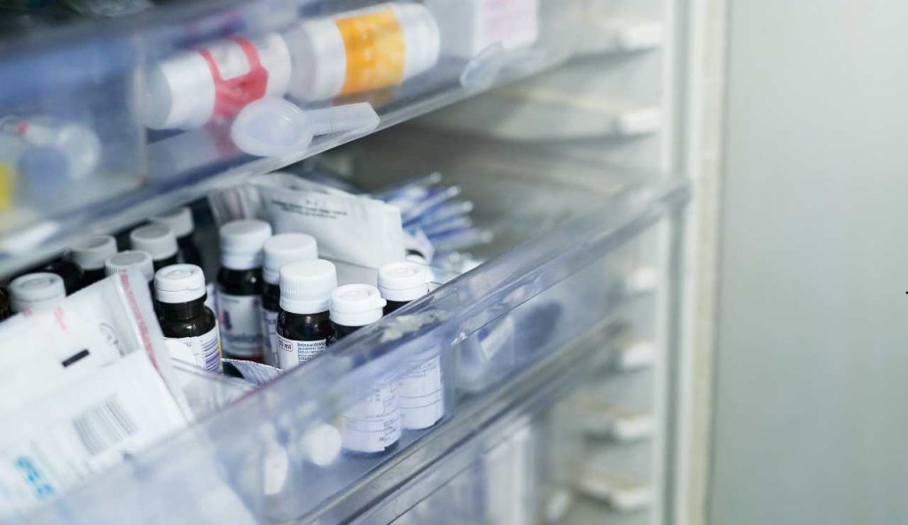 Ufficiale, confermato il Bonus anni ’70: compite 50 anni e non pagate più nessun farmaco | I farmacisti vi regalano tutto ciò che vi serve