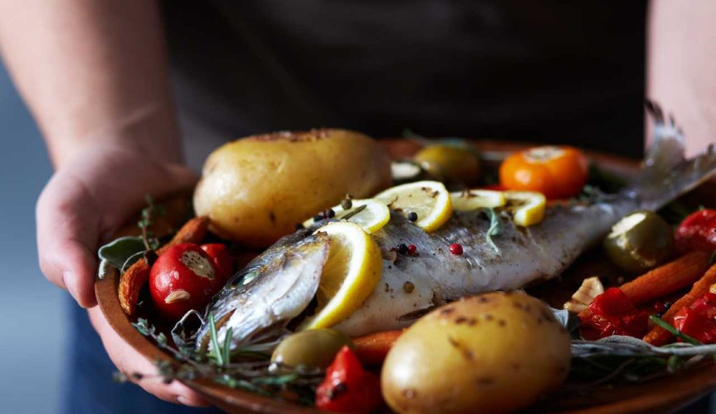 Incredibile ma vero, “Con 26 euro mangi quanto vuoi”: pesce di prima qualità e piatti siciliani | Solo qui è possibile