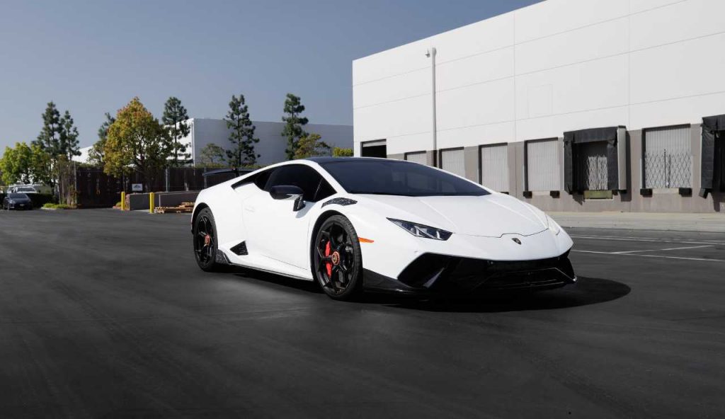 Ultim’ora auto, “Una Lamborghini in Sicilia costa 1350 euro” | RC auto e bollo gratis, cosa volete di più